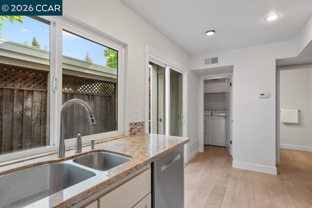 517 Garden Creek Pl, Danville, CA 94526