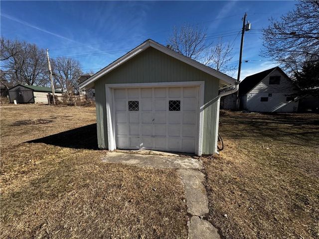 133 S Mulberry Street, Maryville, MO 64468