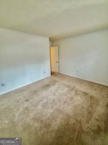 6428 Pinebark Way, Morrow, GA 30260