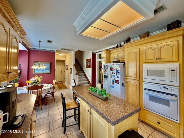 100 Trace Ridge Drive, Clinton, MS 39056