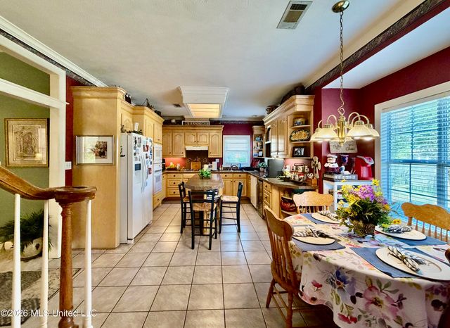 100 Trace Ridge Drive, Clinton, MS 39056
