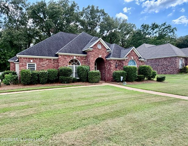 100 Trace Ridge Drive, Clinton, MS 39056