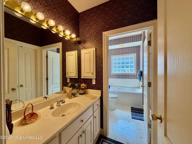 100 Trace Ridge Drive, Clinton, MS 39056