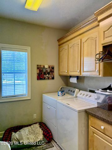100 Trace Ridge Drive, Clinton, MS 39056