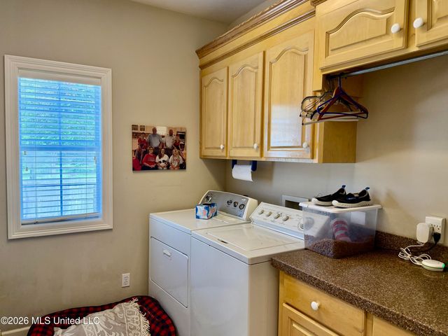 100 Trace Ridge Drive, Clinton, MS 39056