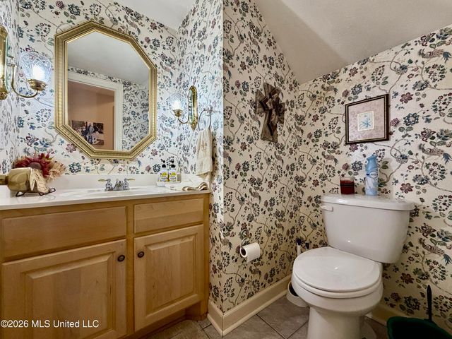 100 Trace Ridge Drive, Clinton, MS 39056