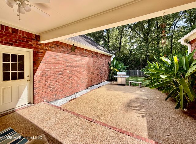 100 Trace Ridge Drive, Clinton, MS 39056