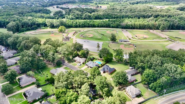 100 Trace Ridge Drive, Clinton, MS 39056