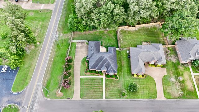 100 Trace Ridge Drive, Clinton, MS 39056