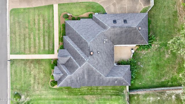 100 Trace Ridge Drive, Clinton, MS 39056