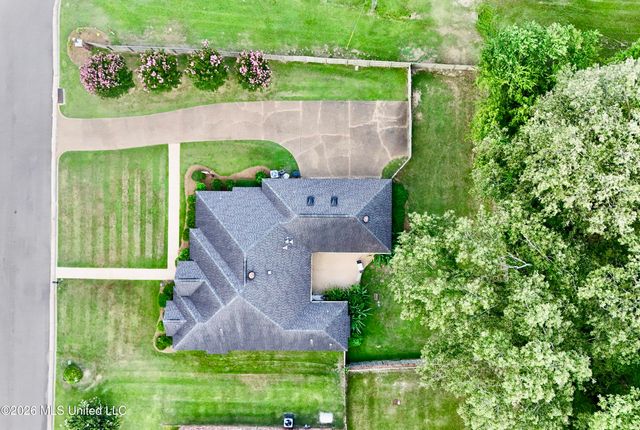100 Trace Ridge Drive, Clinton, MS 39056