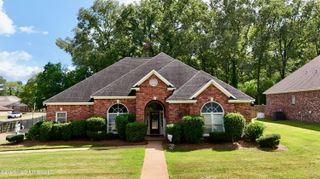 100 Trace Ridge Drive, Clinton, MS 39056