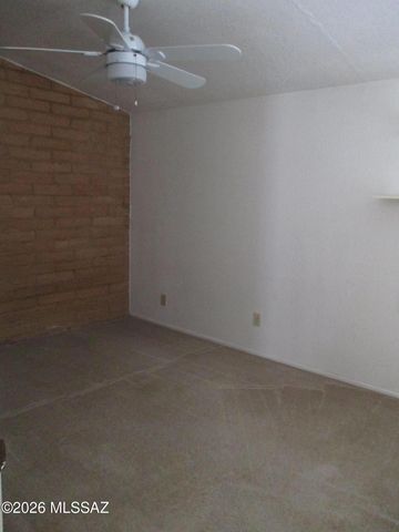 2777 N Treat Avenue, Tucson, AZ 85716