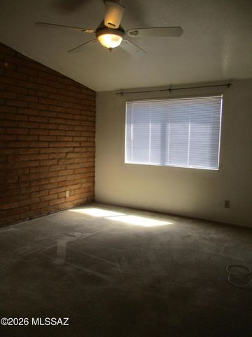 2777 N Treat Avenue, Tucson, AZ 85716