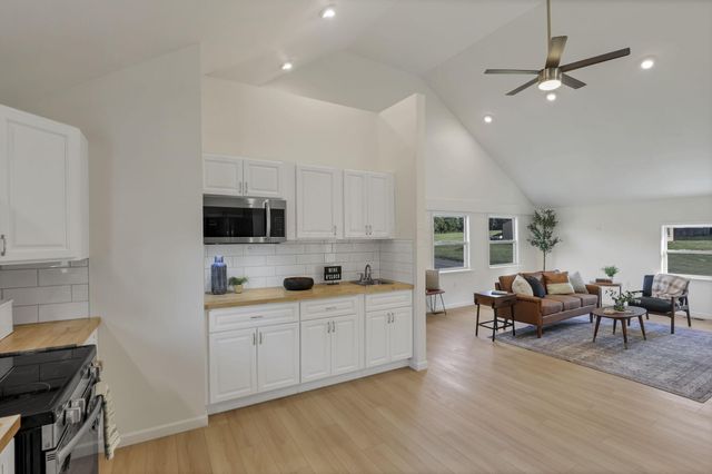 13060 Oak Road NE, Thornville, OH 43076