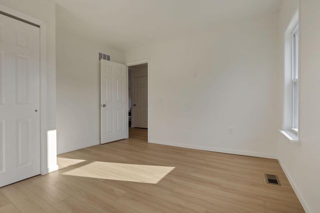 13060 Oak Road NE, Thornville, OH 43076