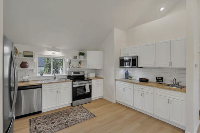 13060 Oak Road NE, Thornville, OH 43076