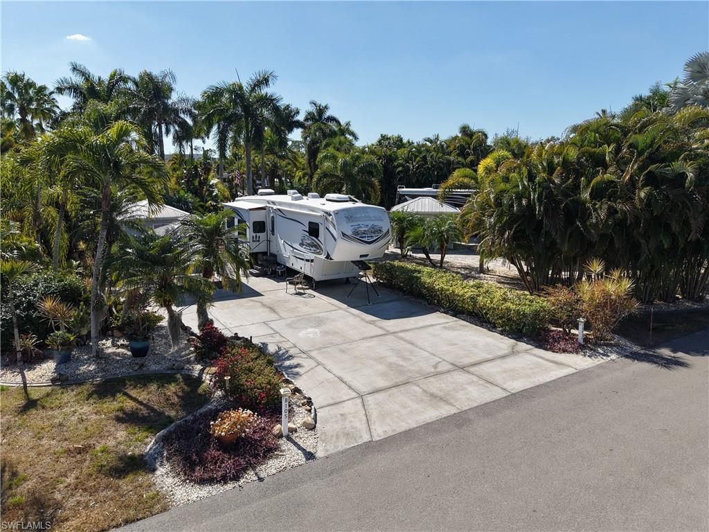 10030 Willowood Dr, FORT MYERS, FL 33905 — photo 5