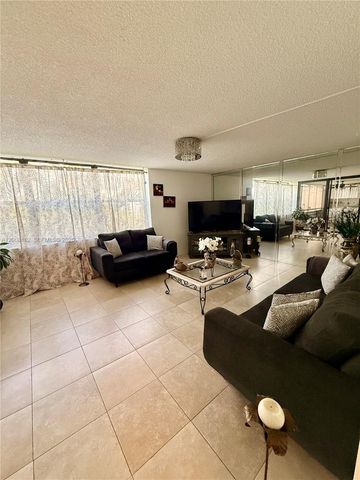 20381 NE 30th Avenue 3207, Aventura, FL 33180