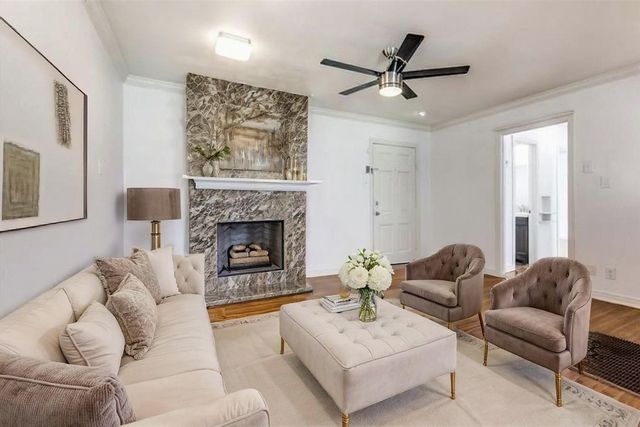 2140 Montalba Avenue, Dallas, TX 75228