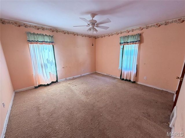 2115 Lynch Avenue, Granite City, IL 62040