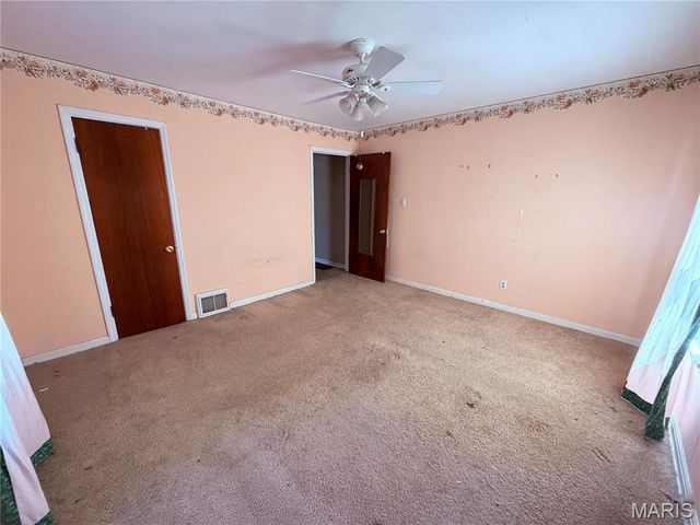2115 Lynch Avenue, Granite City, IL 62040