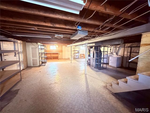 2115 Lynch Avenue, Granite City, IL 62040
