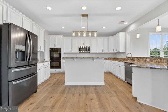 16546 LANCE TRAIL CT, Hamilton, VA 20158