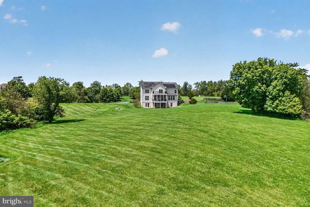 16546 LANCE TRAIL CT, Hamilton, VA 20158