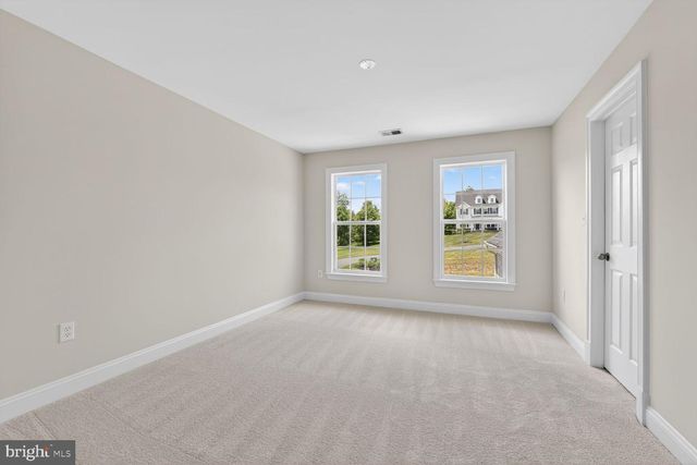 16546 LANCE TRAIL CT, Hamilton, VA 20158