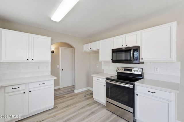 1789 E CARLA VISTA Drive, Gilbert, AZ 85295