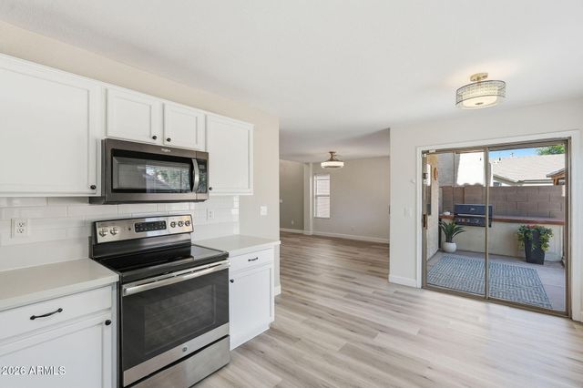 1789 E CARLA VISTA Drive, Gilbert, AZ 85295