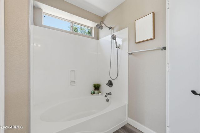 1789 E CARLA VISTA Drive, Gilbert, AZ 85295