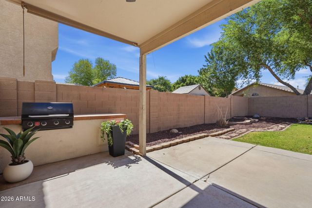 1789 E CARLA VISTA Drive, Gilbert, AZ 85295