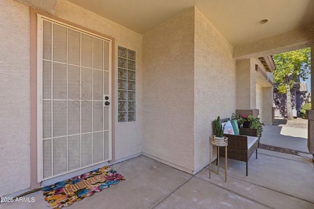 1789 E CARLA VISTA Drive, Gilbert, AZ 85295
