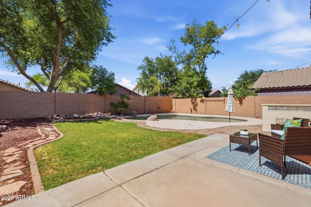 1789 E CARLA VISTA Drive, Gilbert, AZ 85295