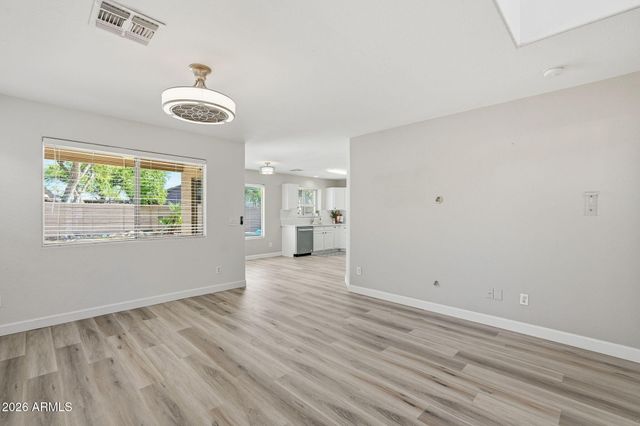 1789 E CARLA VISTA Drive, Gilbert, AZ 85295