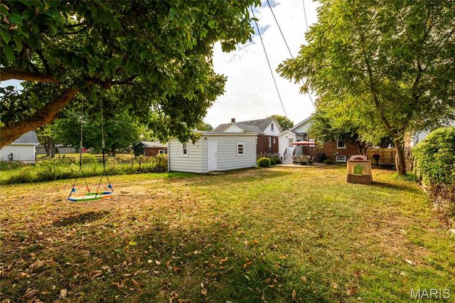 6811 Marquette Avenue, St Louis, MO 63139