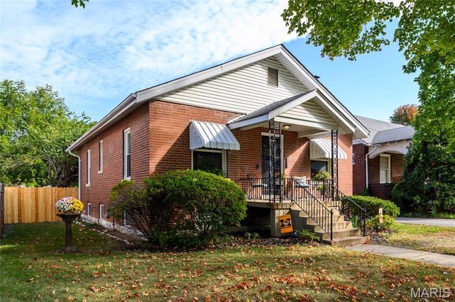 6811 Marquette Avenue, St Louis, MO 63139