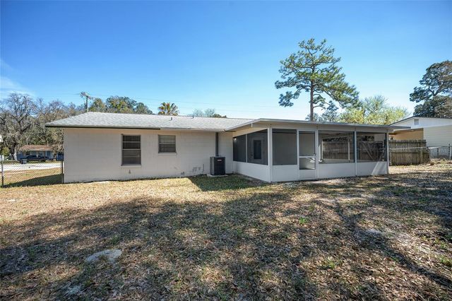 3216 NE 22ND COURT, Ocala, FL 34479