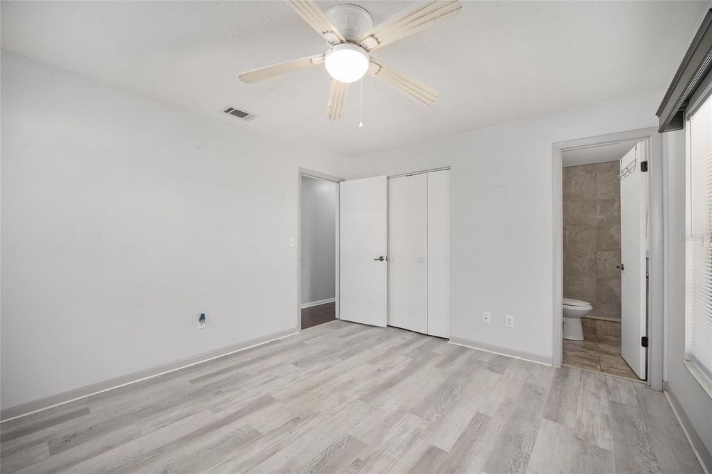 Image 22 of property listing at 3216 NE 22ND COURT, Ocala, FL 34479