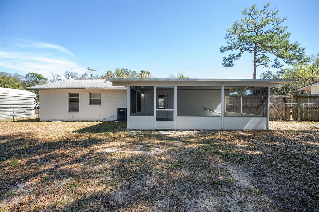 Image 41 of property listing at 3216 NE 22ND COURT, Ocala, FL 34479