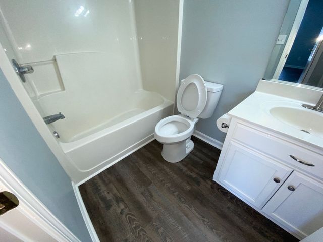 1320 Stroud Dr, Lebanon, TN 37087