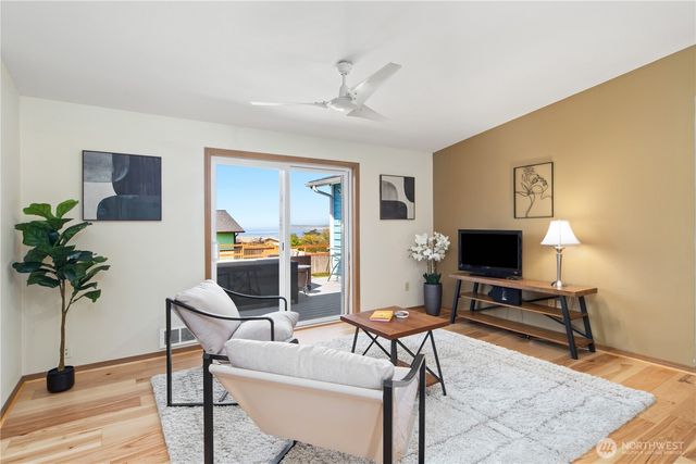 213 San Juan Drive, Port Townsend, WA 98368