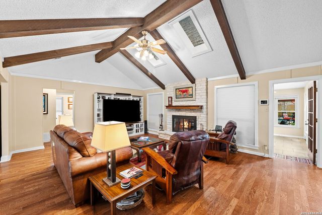 318 WHISPER WOOD LN, San Antonio, TX 78216