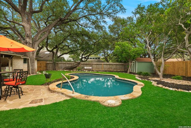 318 WHISPER WOOD LN, San Antonio, TX 78216