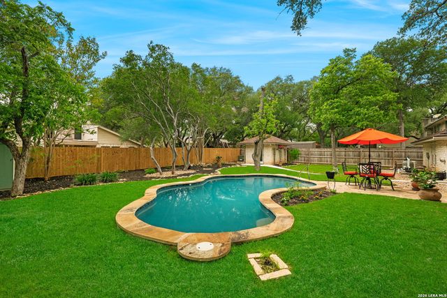 318 WHISPER WOOD LN, San Antonio, TX 78216