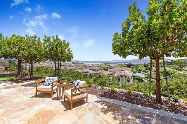 10 Jaripol, Rancho Mission Viejo, CA 92694