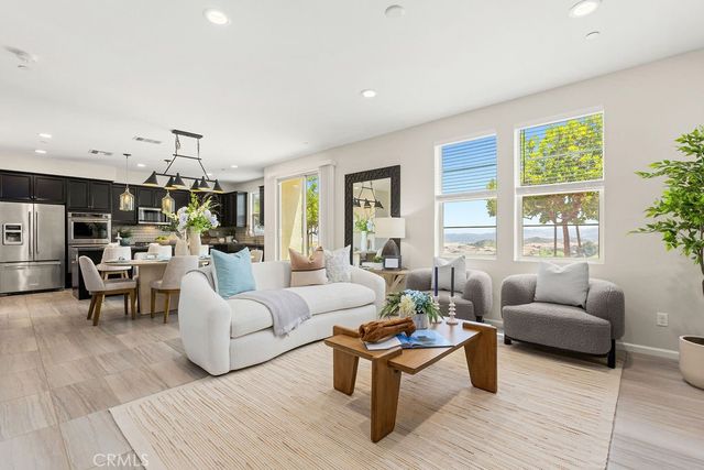 10 Jaripol, Rancho Mission Viejo, CA 92694