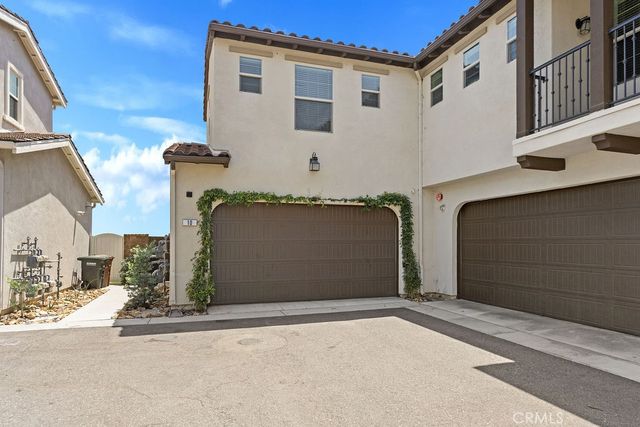 10 Jaripol, Rancho Mission Viejo, CA 92694